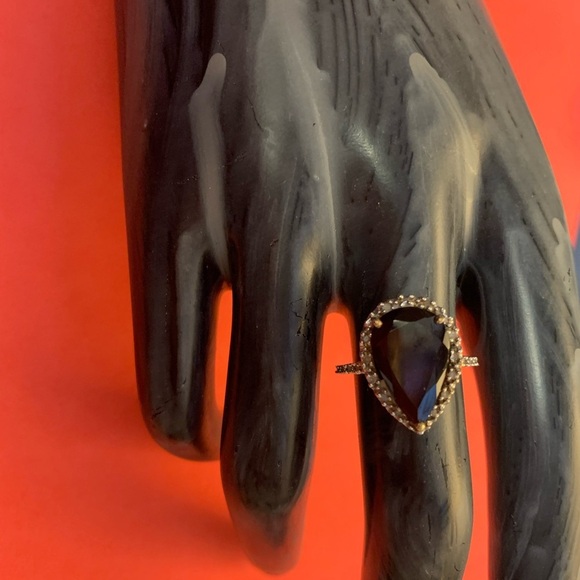 Jewelry - 10k gold with large garnet/ diamonds ring